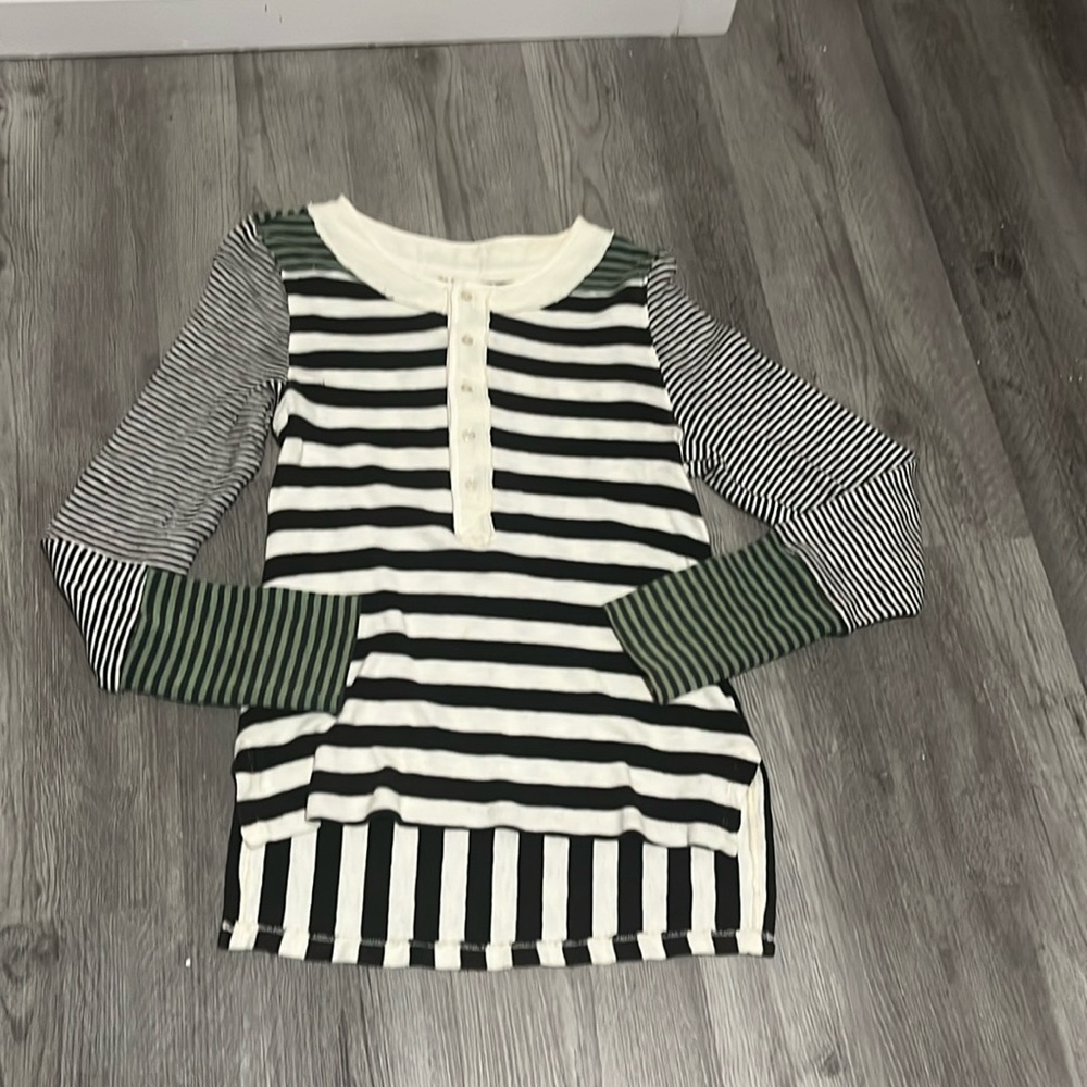We the Free - Give Me Stripes Henley Long Sleeve Top - Size Small - Picture 5 of 16